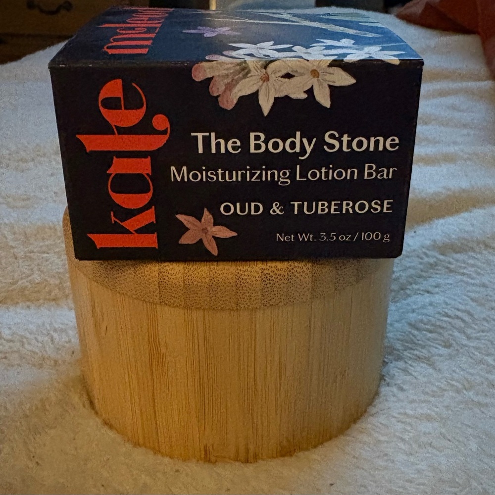 The Body Stone Moisturizing Lotion Bar - Oud & Tuberose